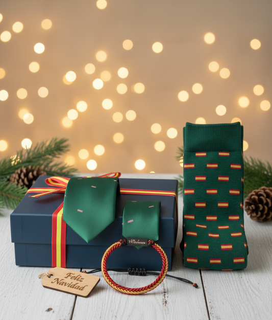 Pack Navidad Verde Bandera de España: Corbata de Seda Hecha a Mano, Calcetines y Pulsera