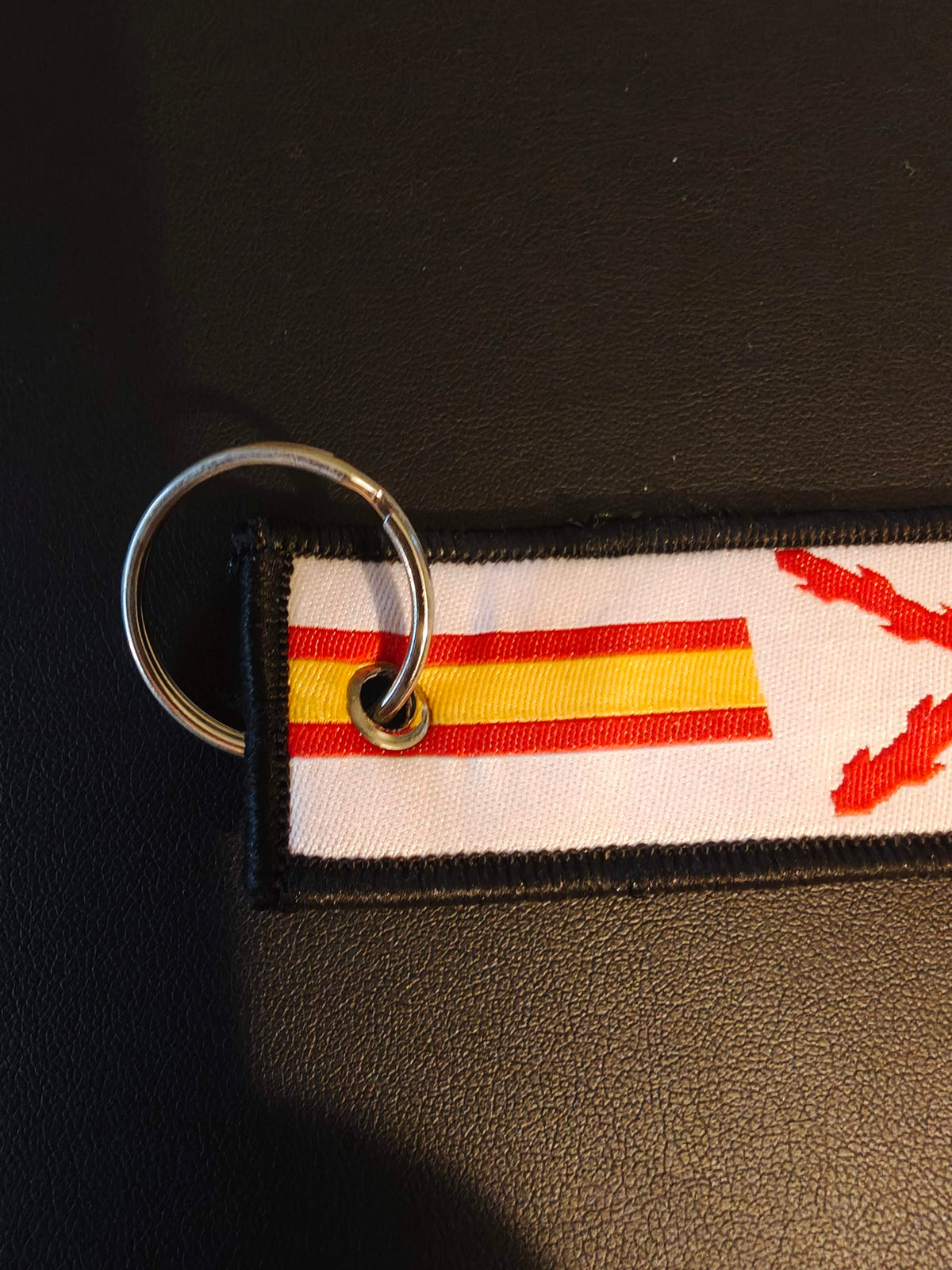 Llavero Cruz de Borgoña