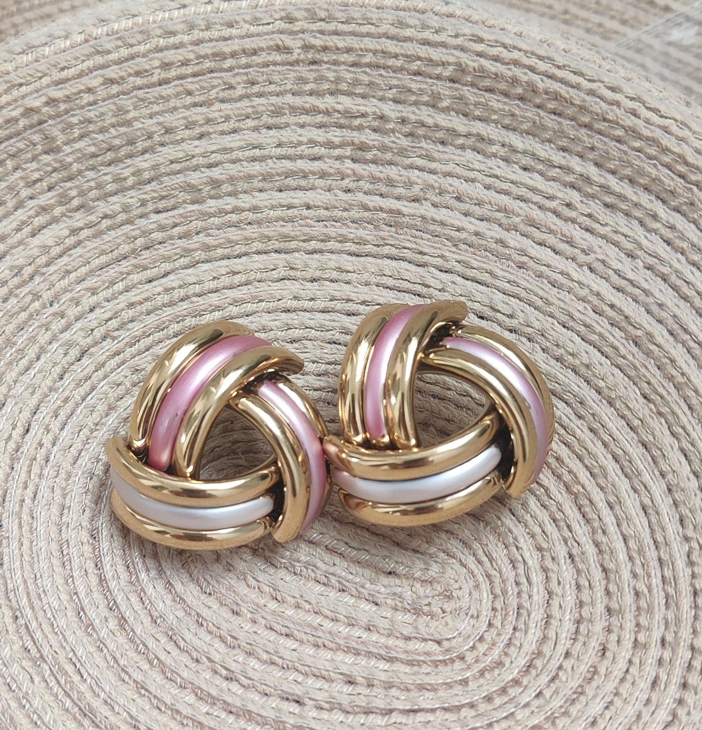 Pendientes en acero dorado y rosa